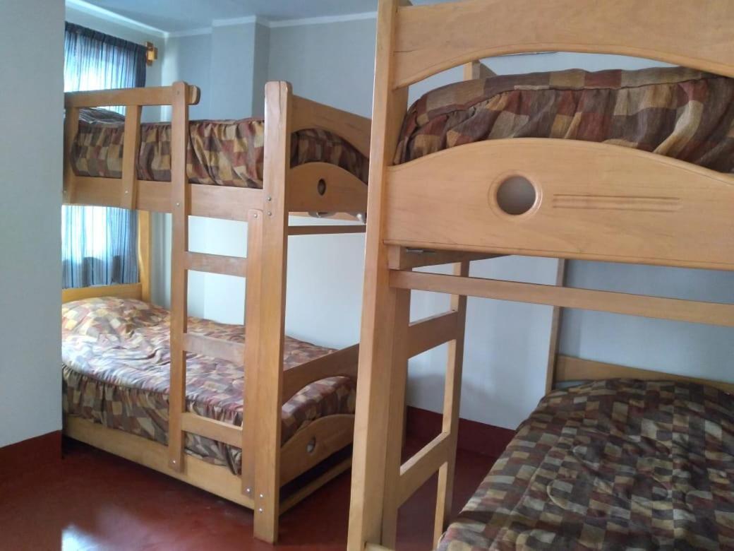 Andes Hostel 와라스 외부 사진