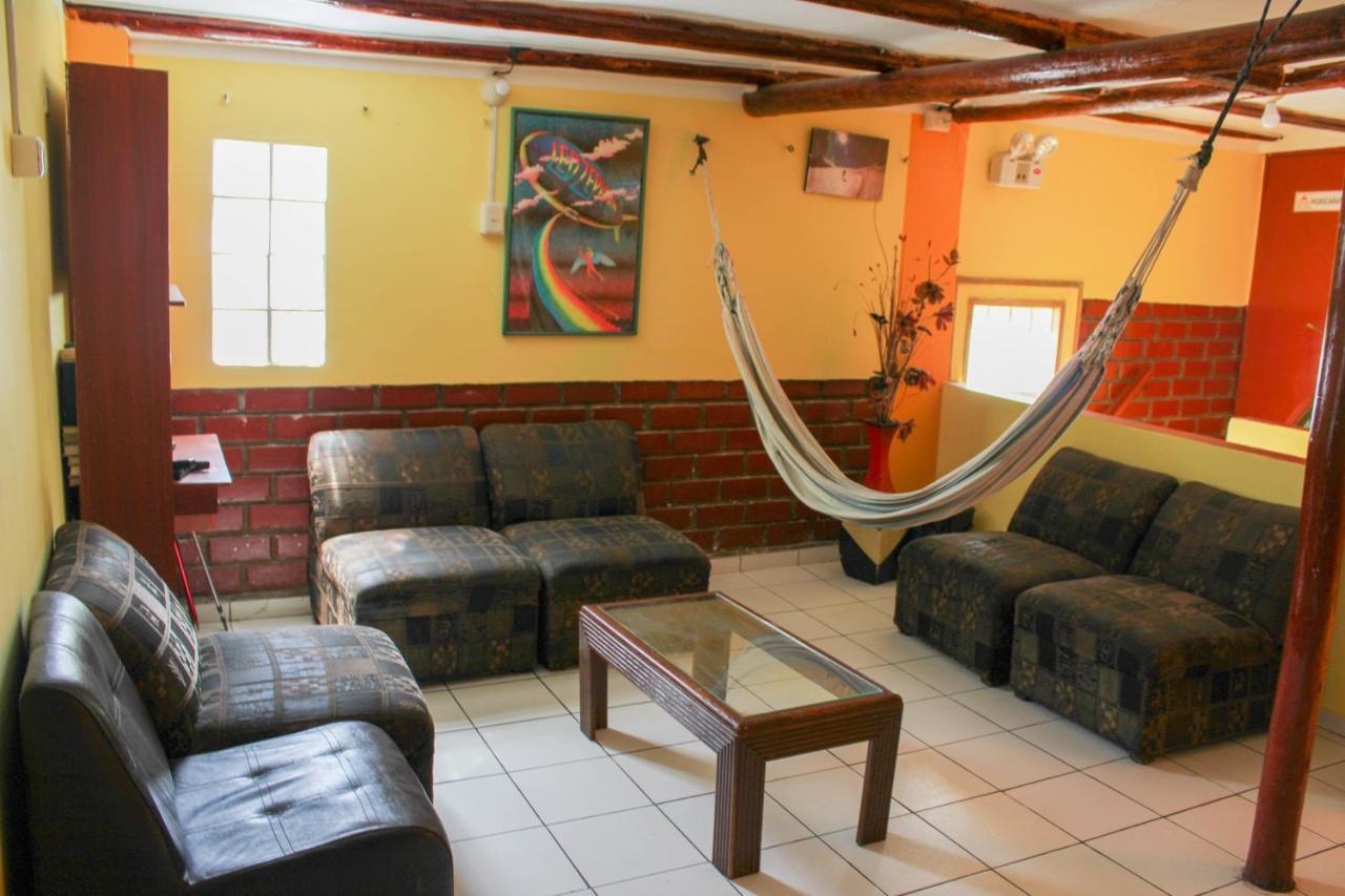 Andes Hostel 와라스 외부 사진