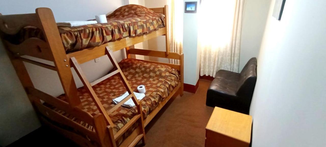Andes Hostel 와라스 외부 사진