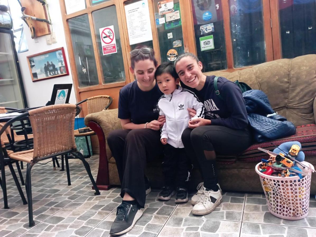 Andes Hostel 와라스 외부 사진