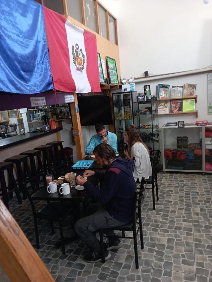 Andes Hostel 와라스 외부 사진