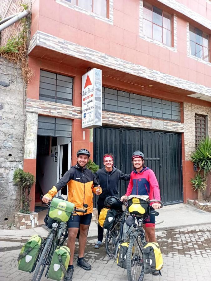 Andes Hostel 와라스 외부 사진