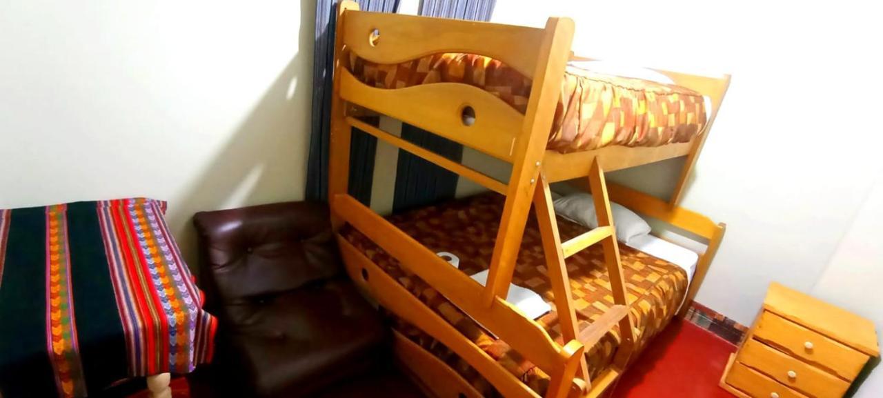 Andes Hostel 와라스 외부 사진