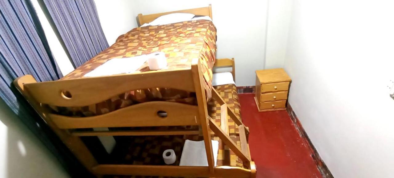 Andes Hostel 와라스 외부 사진